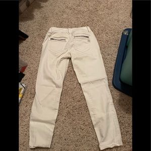 White Miss Me Jeans (Size 27)
